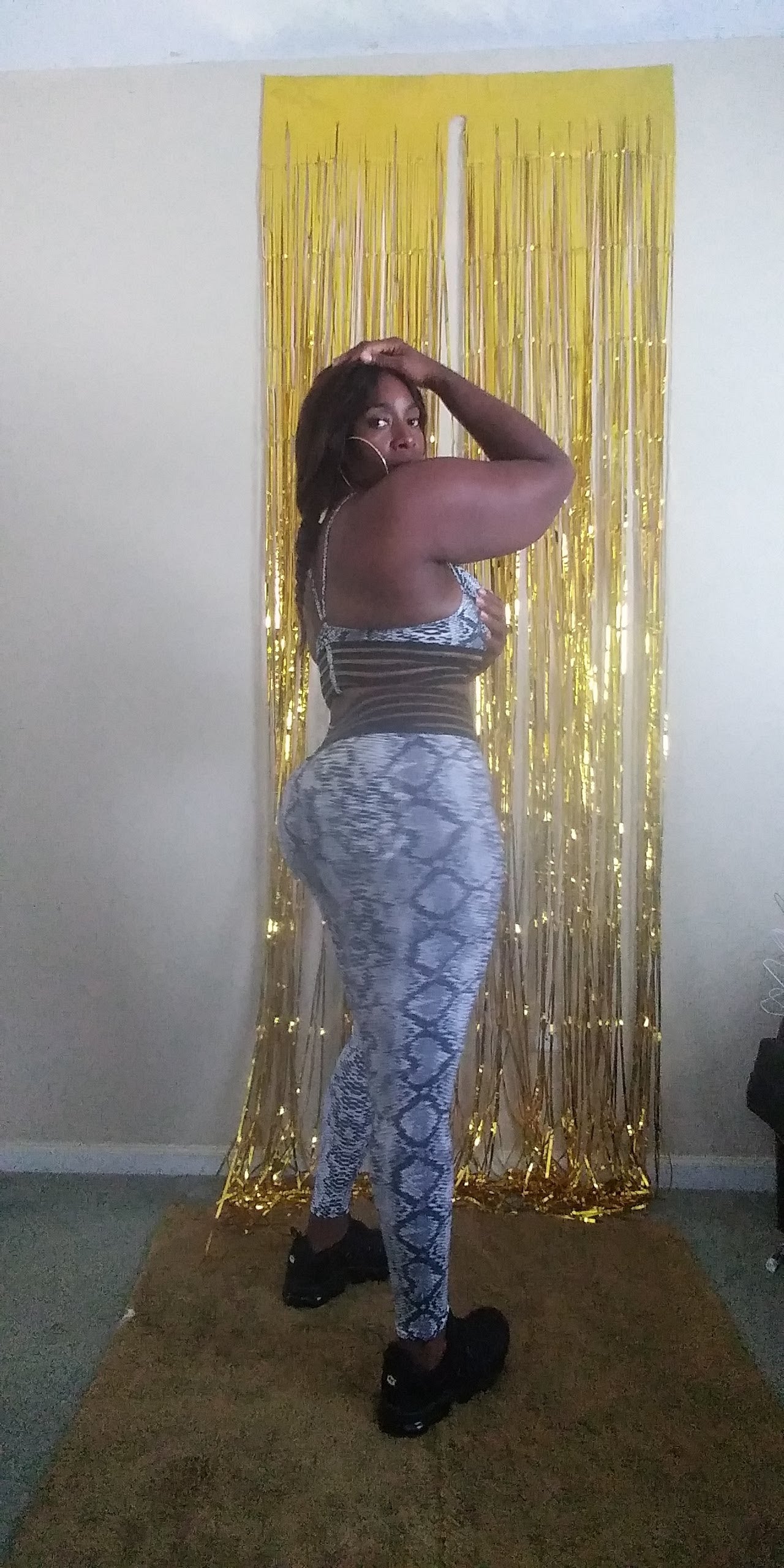 Fashionable Snake fit