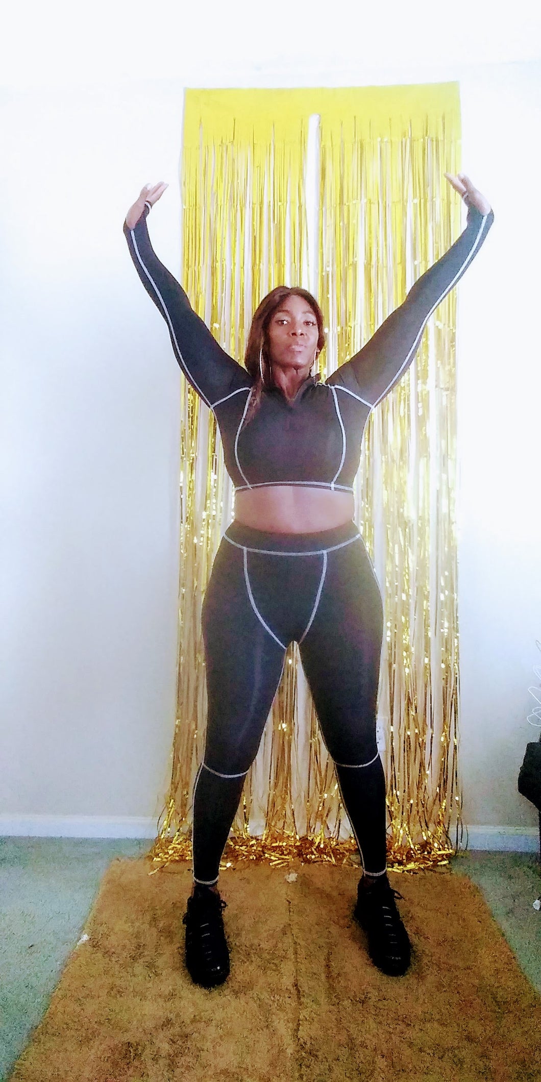 Fit Chic 2 Piece Signature Set